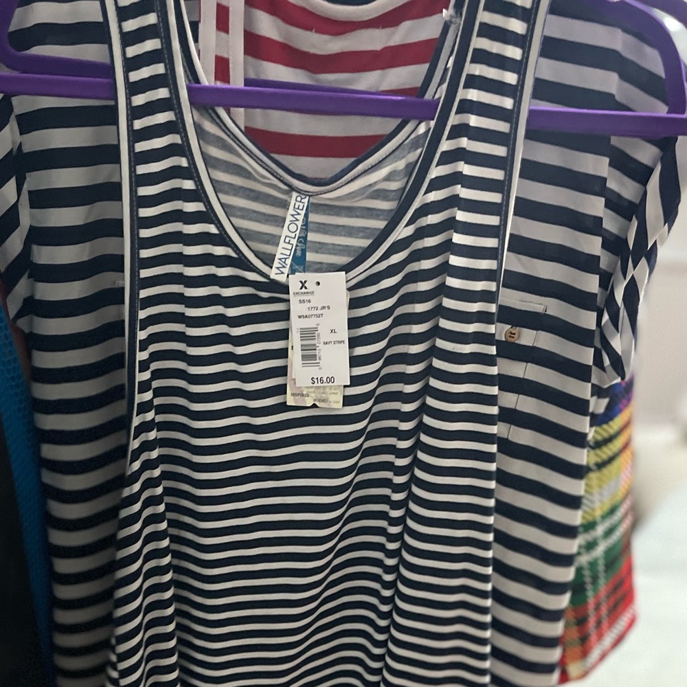 Blue and white tank top brand new size xl